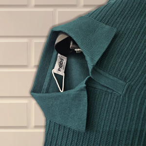 2025 OEM T-shirt en tricot à manches courtes pour hommes décontracté en laine col ouvert prix de gros personnalisé d'usine - Product Image 2