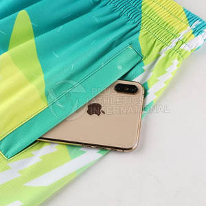 Ensemble d'uniformes de basket-ball à logo personnalisé, vêtements de sport d'équipe légers pour hommes, ensemble d'uniformes d'entraînement de basket-ball à utiliser en match - Product Image 5