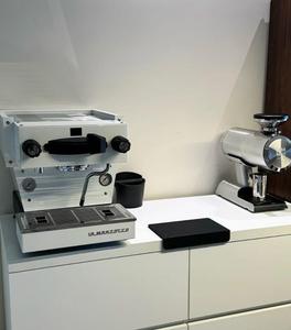 Nueva Cafetera Espresso La Marzocco Linea Micra Original de Alta Resistencia con 3 Años de Garantía - Product Image 2