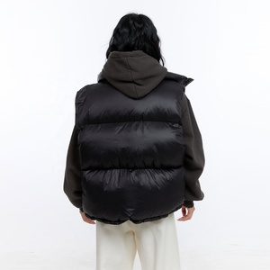 Chaleco bombardero acolchado aislado elegante protección contra el frío urbano ligero transpirable a prueba de viento para uso diario - Product Image 4