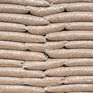 Pellets de madera residencial Premium ENplus A1, virutas de briquetas de 6mm empaquetadas en bolsa - Product Image 1