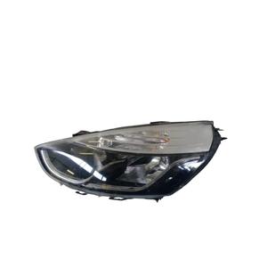 Phare avant gauche RENAULT Clio Série IV (12>19) 260603442R - Product Image 1