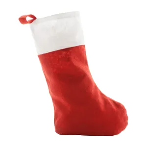 Chaussettes de Noël personnalisées par Nelyn Befana - Product Image 1
