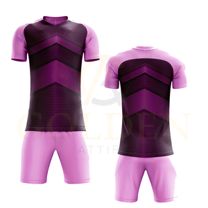 ชุดฟุตบอลคุณภาพสูง 100% โพลีเอสเตอร์ คอวี แบบโปโล ขายส่ง ปรับแต่งได้ - Product Image 1