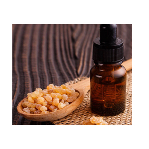Huile essentielle d'encens pur de qualité supérieure de marque privée en gros au meilleur prix - Product Image 5