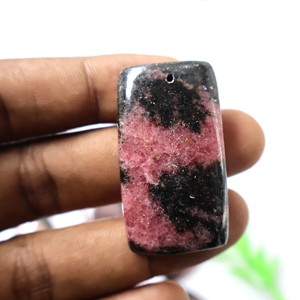 Belle pierre précieuse en vrac de rhodonite naturelle en gros mélange de forme et de taille Cabochon de rhodonite pierre précieuse pour la fabrication de bijoux - Product Image 4