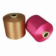 Fil 100 % polyester le plus vendu pour la fabrication de tissus et textiles, au prix de gros auprès d'un exportateur indien