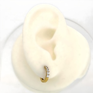 Boucles d'oreilles Huggie en or fin 14 carats personnalisables avec zircon étincelant Boucles d'oreilles Hootie en or jaune tendance Femme Fille Bijoux Cadeau - Product Image 2
