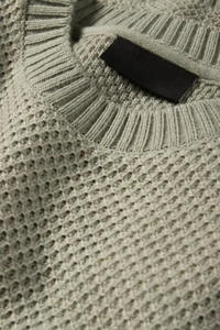 Suéter de alta demanda para hombres producidos para colecciones de ropa de calle y estilo de vida que ofrecen producción y exportación de etiquetas privadas OEM - Product Image 5