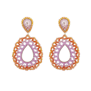 Boucles d'oreilles pendantes à broderie perlée artisanale unique avec qualité supérieure et design élégant - Product Image 5