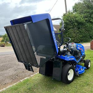 Achetez la tondeuse Iseki SXG 326 en stock maintenant avec la livraison rapide incluse Tondeuse à gazon abordable et durable pour l'entretien du jardin - Product Image 6