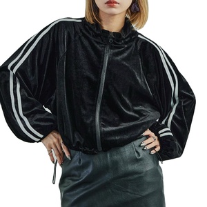 Sweat à capuche en velours chaud et doux avec un look haut de gamme, coupe confortable, sweats à capuche pour femmes 2026 / Tissu en velours de haute qualité, sweats à capuche pour femmes 2026 - Product Image 1