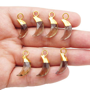 Colgante de media luna de cuarzo ahumado, joyería de plata galvanizada, dijes de media luna, colgantes minimalistas facetados con piedras preciosas - Product Image 6