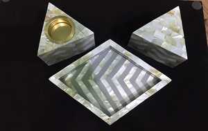 Ensemble Bakhoor de luxe élégant avec chauffe-bougies électriques incrustés de nacre pour une utilisation décorative - Product Image 3