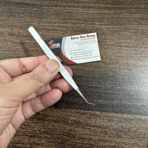 Pince à épiler isolante à 45 degrés avec cœurs en acier inoxydable, impression de logo personnalisée, légère, forte adhérence, OEM - Product Image 2