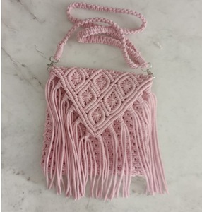 กระเป๋าถือผ้าฝ้ายพิมพ์ลายอินเดียคลาสสิกเหมาะสำหรับสุภาพสตรีในโอกาสทางวัฒนธรรมกิจกรรมครอบครัวและวันสบายๆ - Product Image 2