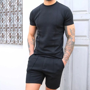 Ensembles de jogging athlétiques respirants avec logo imprimé en coton personnalisé pour hommes avec motif solide Survêtements d'été décontractés - Product Image 6
