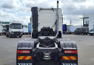 Camion tête motrice Volvo FH 500 2025 très propre pour le transport minier, capacité de charge 31-40T, transmission automatique, entraînement 6x2 - Product Image 3