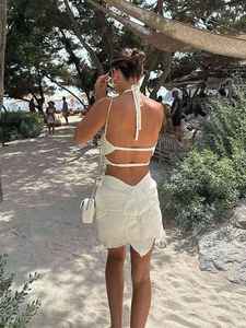 Nouveau maillot de bain de luxe une pièce ou deux pièces avec perles, cordon de serrage, logo frontal, épaules croisées et motif feuille - Product Image 2