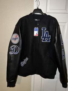 Vente en gros Veste universitaire Letterman camouflage avec chaînes de qualité supérieure pour hommes, design personnalisé - Product Image 3