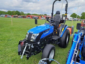 Tractor de ruedas SOILS H26 de 25HP 4WD azul con cargador frontal y accesorio trasero - Product Image 6