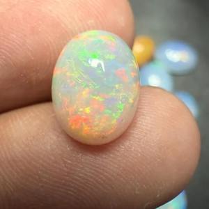 Ópalo Etíope Natural de 2050 Quilates, Cabujón Ovalado Welo Fire, Pulido a Mano, Gema Blanca Curativa para Joyería - Product Image 3