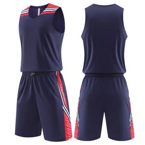 Conjunto de uniforme de baloncesto transpirable de secado rápido, camisetas y pantalones cortos estampados con control de humedad para partidos deportivos de interior y exterior - Product Image 6