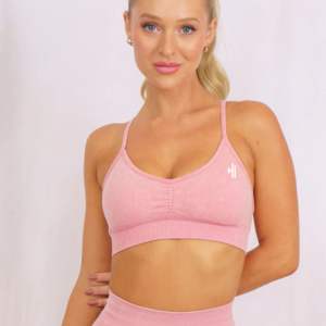 เสื้อผ้าออกกำลังกายระบายอากาศได้ดีของผู้หญิงเสื้อผ้าเล่นโยคะขนาดใหญ่พิเศษสินค้าออกใหม่2024 - Product Image 1