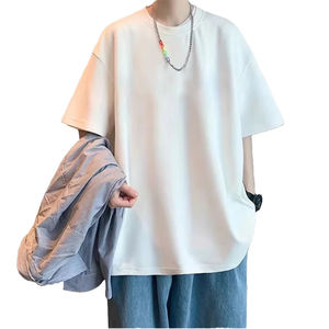 เสื้อยืดคอตตอนแขนสั้นทรงหลวมสไตล์ลำลองสำหรับผู้ชาย คอลเลคชั่นใหม่รับซัมเมอร์ ลายเรียบ ดีไซน์โดดเด่น น้ำหนัก 300 กรัม แมทช์ได้กับทุกชุด - Product Image 5