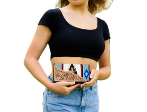 Pochette pour femme tendance, en tissu matelassé léopard, avec broderie et fermeture éclair sécurisée, design multicolore - Product Image 3