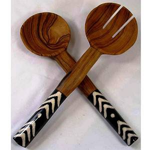 Serveurs à salade bleus et oranges Ensemble de 2 bols de vente chaude Fabriqué en Inde Comprend un ensemble de service à salade en bois - Product Image 4