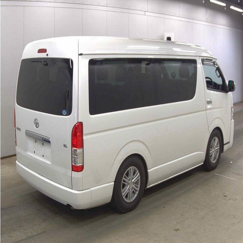 Productos y suministros precio del minibus Toyota premium variados