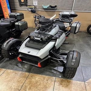 Motocicletas de 3 Ruedas Can-Am Canyon XT 2025, Más Vendidas - Product Image 2