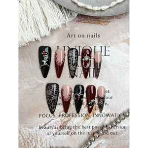 Unghie Finte Crimson Lace: Accessorio per Nail Art Elegante e alla Moda - Product Image 1