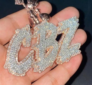 Personnalisé VVS Lettre Nom Moissanite Pendentif Argent 925 Hip Hop Moissanite Pendentifs VVS Moissanite Glacé Bijoux Pour Femmes - Product Image 1