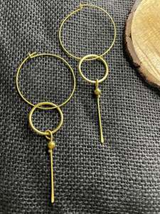 Bijoux de créateurs pour femmes à la mode avec des boîtes en bois élégantes Boucles d'oreilles en métal de taille personnalisée-une déclaration de mode! - Product Image 3