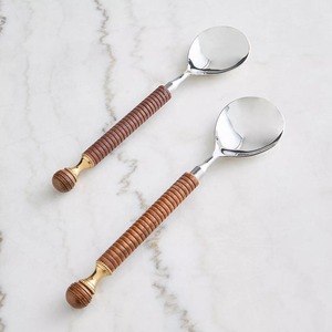 Serveur à salade avec manche en rotin en acier inoxydable d'excellente qualité à bas prix pour les mariages, les fêtes, les hôtels et les restaurants - Product Image 1