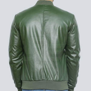 Chaqueta de cuero de motocicleta de piel de vaca para hombre de moda con cuello levantado duradero para el invierno en Pakistán - Product Image 3
