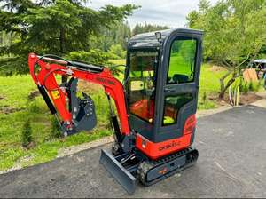 LIVRAISON GRATUITE AGT QK18 MINI-EXCAVATEUR 16 CV Lame de Remblai 39 pouces Godet 16 pouces avec Dents Pouce Hydraulique 10 pouces Approuvé EPA CE - Product Image 4