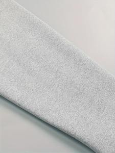 เสื้อสเวตเตอร์แบบสวมศีรษะแขนยาวของผู้หญิงเสื้อสเวตเตอร์แฟชั่นลำลองทรงหลวมมีซิปพิมพ์โลโก้ด้านหน้าสำหรับฤดูหนาว - Product Image 4