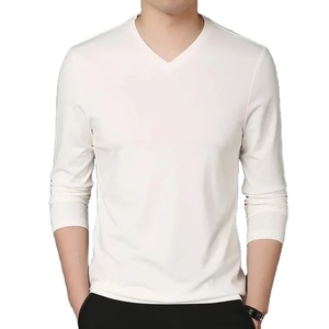 เสื้อยืดแบบสวมหัวคอวีทรงสลิมฟิตสำหรับผู้ชายสำหรับฤดูใบไม้ผลิฤดูใบไม้ร่วง - Product Image 4