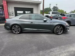 Audi S5 2022 en perfecto estado - Product Image 4