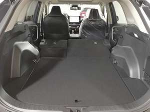 Toyota RAV4 usado con estándar de emisión de combustible de gasolina de transmisión automática Euro 5 - Product Image 3