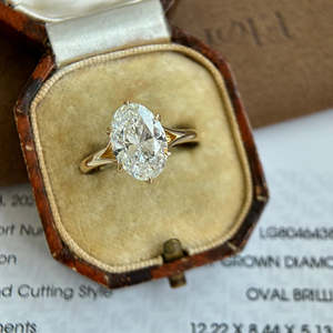 Bague en diamant de laboratoire taille ovale 3 carats - Bijoux fins sur mesure avec paiement final - Product Image 1