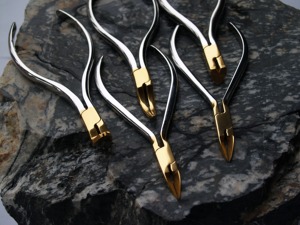 Ensemble d'instruments dentaires professionnels pinces orthodontiques avec fil TC coupe-bout distal Source d'alimentation manuelle - Product Image 2