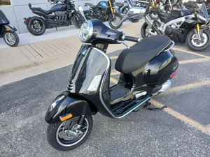 NUOVO Scooter-Motorino <span class=keywords><strong>Vespa</strong></span> <span class=keywords><strong>GTS</strong></span> <span class=keywords><strong>300</strong></span> 2026 - Product Image 2