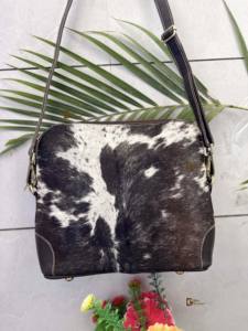 Nouveau Design Bohème Sac à Main en Cuir de Fourrure de Vachette pour Femmes Léger avec Fermeture à Glissière Lettre Décorée Grande Taille Vente Chaude - Product Image 3