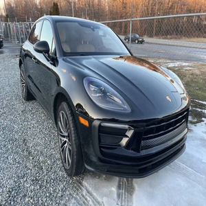 PERFECTO y LIMPIO 2023 Por-sche Macan Just Neat Garantía de 3 años Origen de EE. UU. - Product Image 1