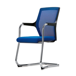 เก้าอี้นั่งคุกเข่า ROBIN BFGCQ016 รุ่น Ergonomic พร้อมฐานโครเมียมและที่วางแขนแบบคงที่ พนักพิงตาข่ายเพื่อความสบายระหว่างการประชุม - Product Image 1