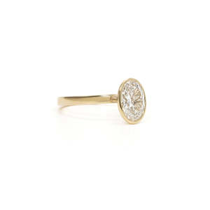 Anillo de Diamante con Corte Oval Delicado, 2 Ct, D-F, VVS1-VS2, Diamante Cultivado en Laboratorio, en Oro Amarillo de 14K y 18K, Regalo de Aniversario de Bodas - Product Image 2